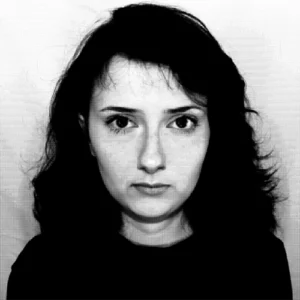 Portrait photo of Wren Elizabeth Perdue